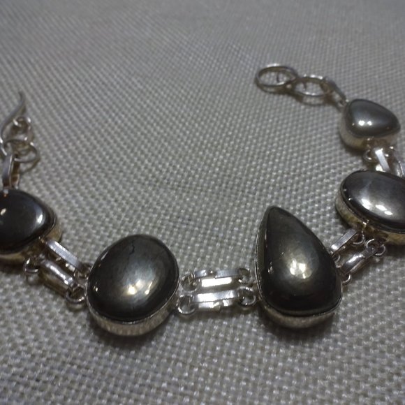 Unique "APACHE PYRITE" Handmade Sterling Bracelet Size 8" #402B - Picture 3 of 3